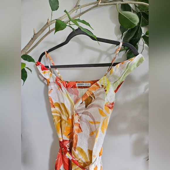 Zara FLORAL LINEN DRESS - Picture 4 of 8